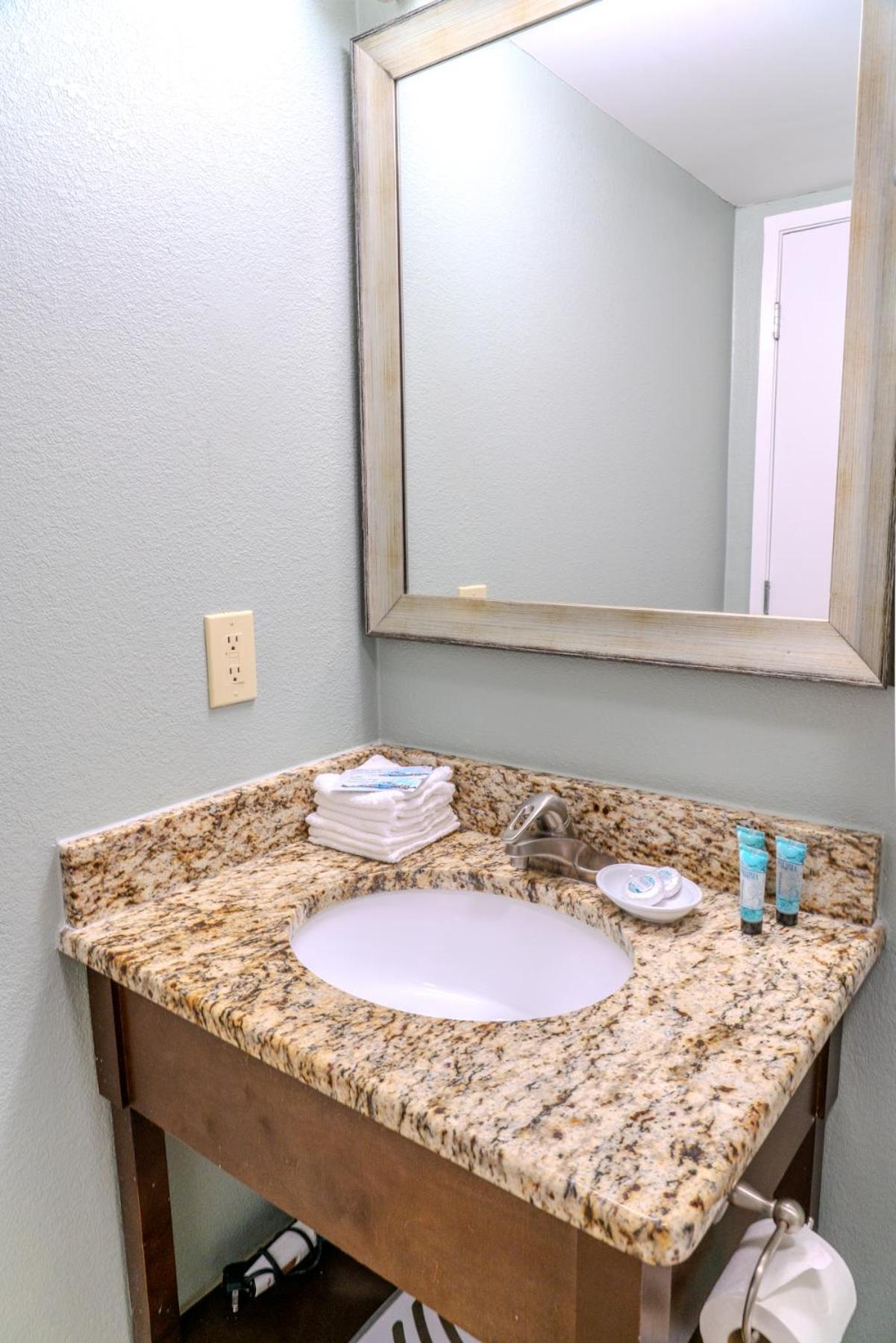 Oceanfront 1Br Suite! Perfect For 8 Guests!- Pinnacle Tower 1456 Myrtle Beach Dış mekan fotoğraf